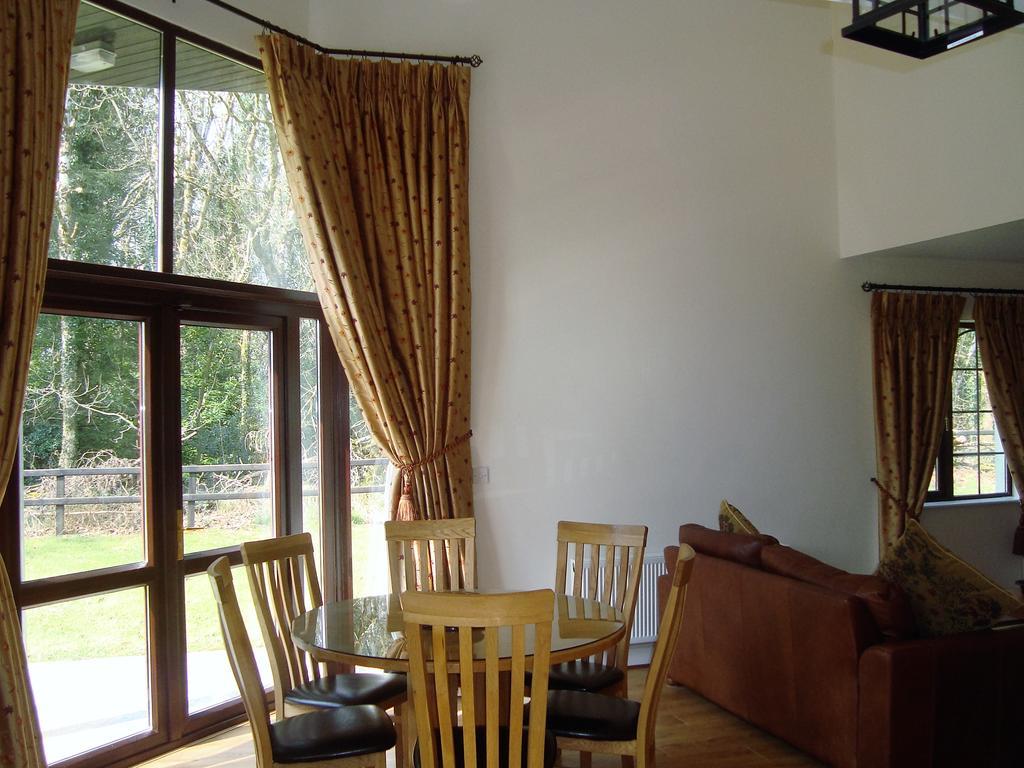 Вилла Lough Rynn Self Catering Mohill Экстерьер фото